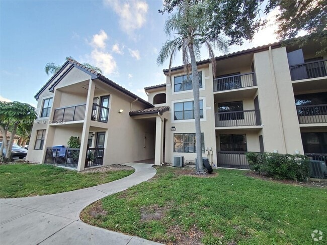 Building Photo - 4581 W McNab Rd Unit 15 Rental
