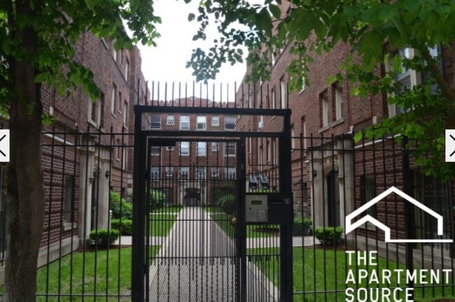 Photo - 3259 W Wrightwood Ave Unit 1