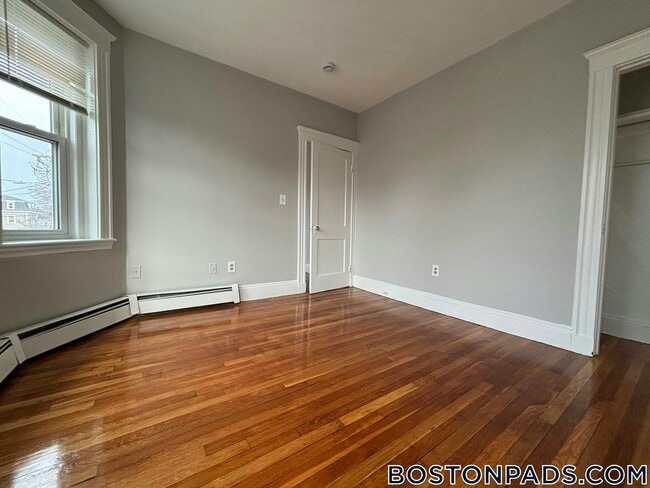 Photo - 44 Estes St Unit 9