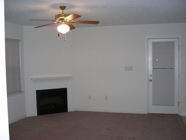 Photo - 181 Clusters Cir