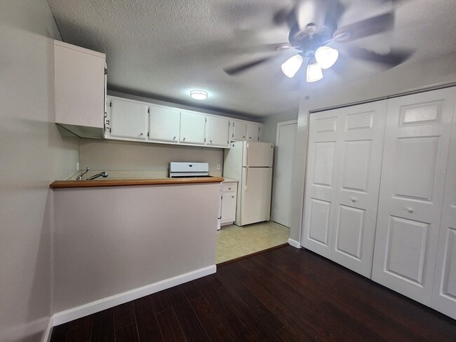 Photo - 134 Tyngsboro Rd Unit 10