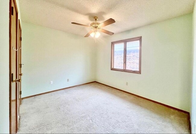 Photo - 2205 93rd Pl