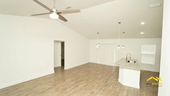 Photo - 17029 SW 30th Avenue Rd