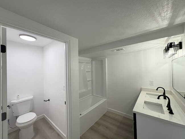 Photo - 7898 Tinamous Rd