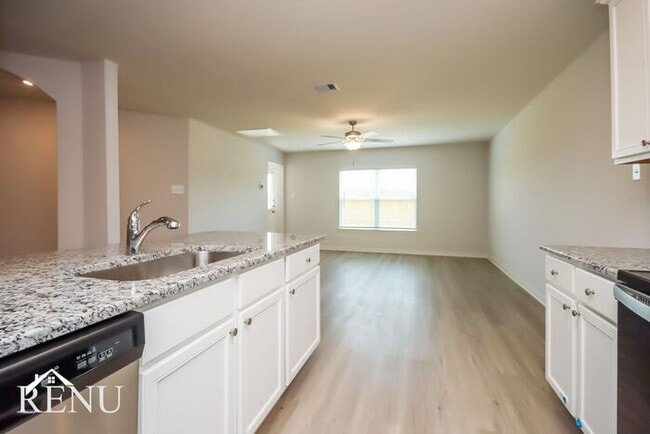 Photo - 25310 Shadowdale Dr