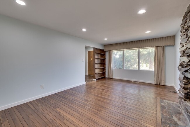 Photo - Updated Two-Story Home in Sought-After Loc...