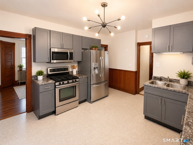 Photo - 146 Pearl St Unit U2