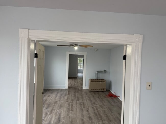 Photo - 337 Wilson St