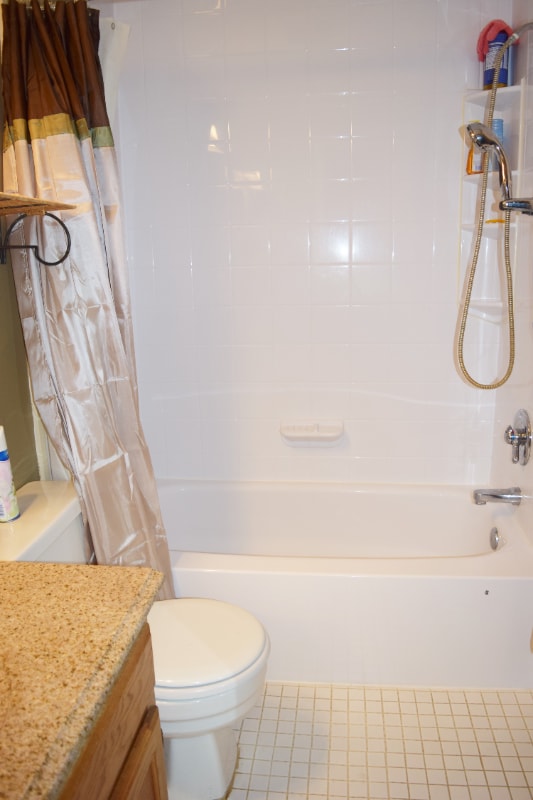 Photo - 9745 Lake Shore Dr