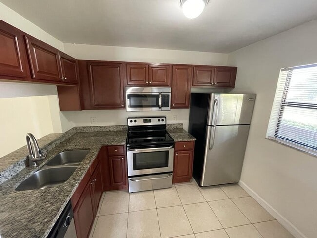 Photo - 6844 Palmetto Cir S Unit 201
