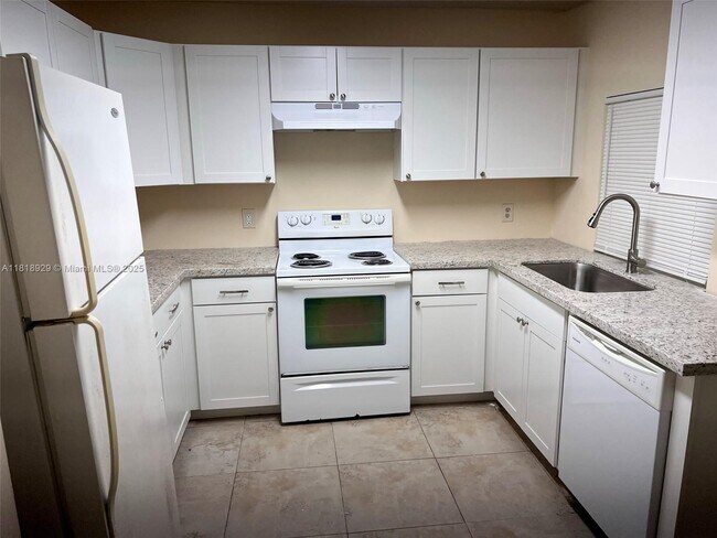 Photo - 1376 NW 93rd Ter Casa