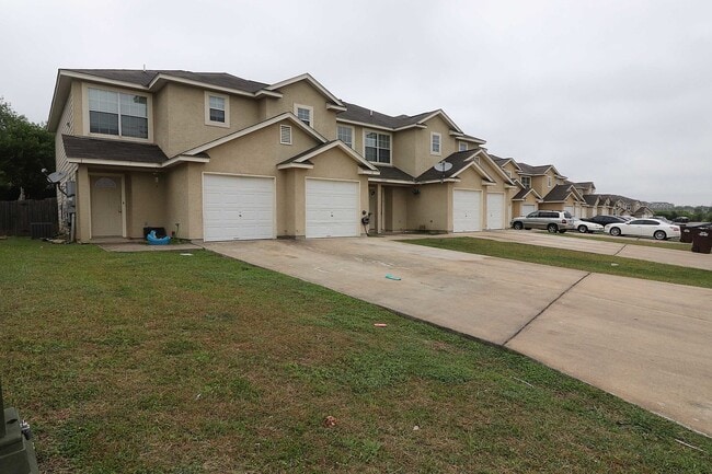 Photo - Converse 3 Bedroom Townhouse with Attached...
