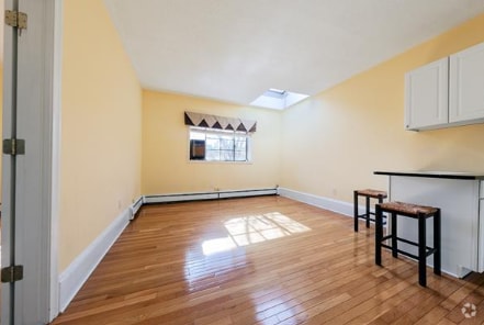 Building Photo - 511 Beacon St Unit 12 Rental