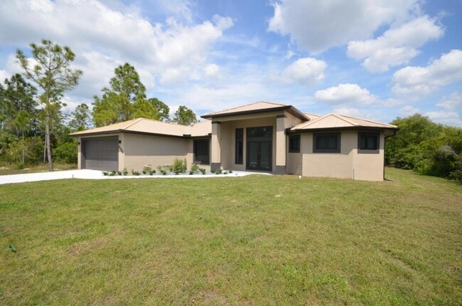 Photo - 3204 Nora Ave N