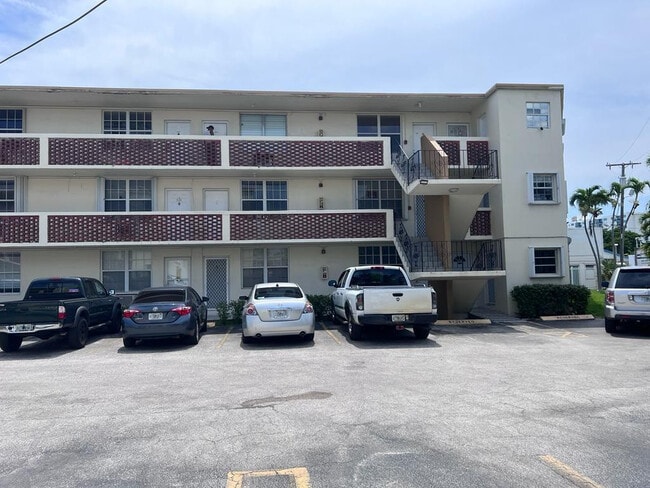Photo - 1800 79th Street Causeway Unit 109