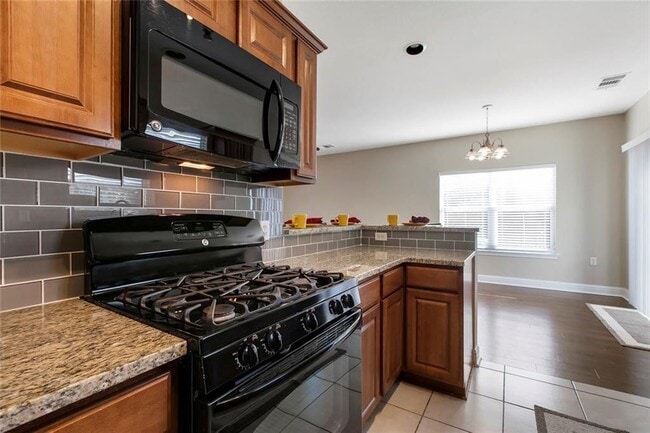 Photo - 6011 Fairway St