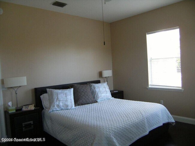 Photo - 704 Samuel Chase Ln