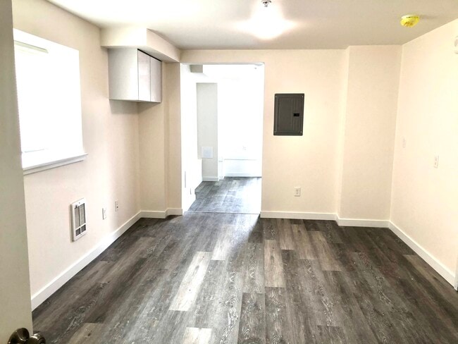 Fotografía del edificio - 10734 Stone Ave N Unidad #B01