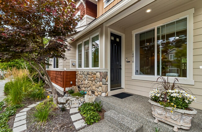 Photo - 14810 9th Dr SE