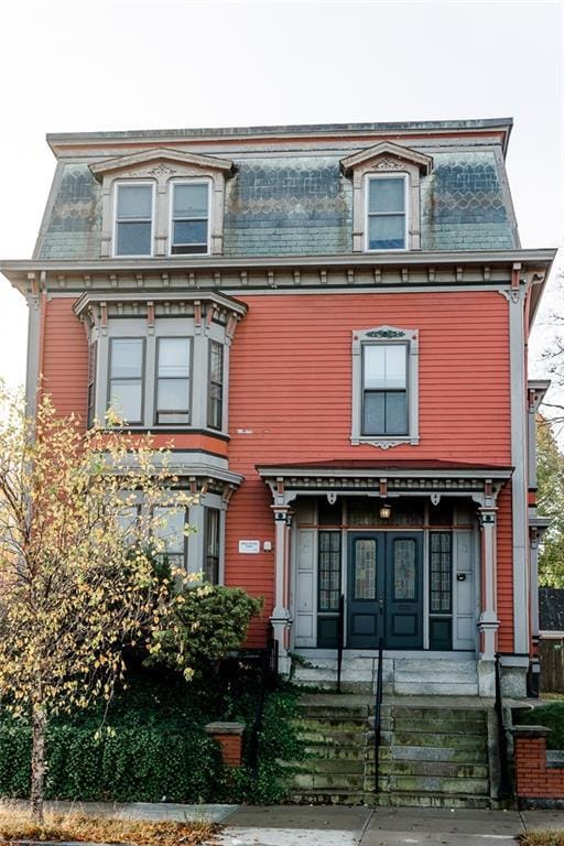 Building Photo - 1570 Westminster St Unit 3L