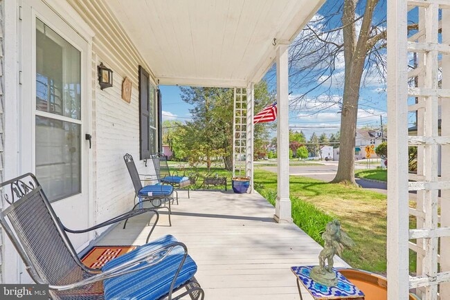 Photo - 2167 Brunswick Ave