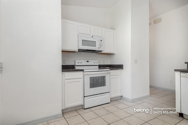 Photo - 923 Sandy Ridge Dr