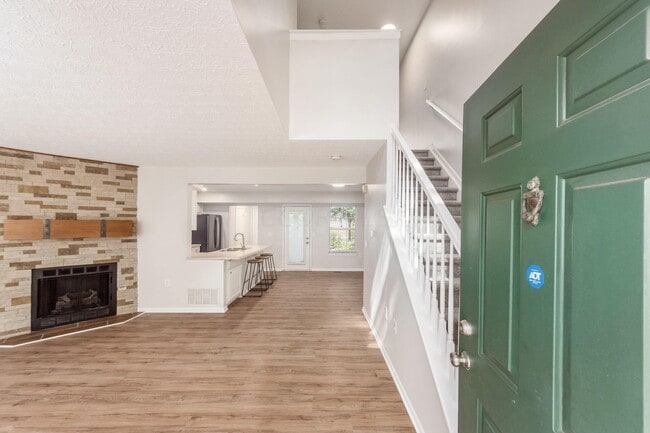 Photo - 3055 Glenloch Cir