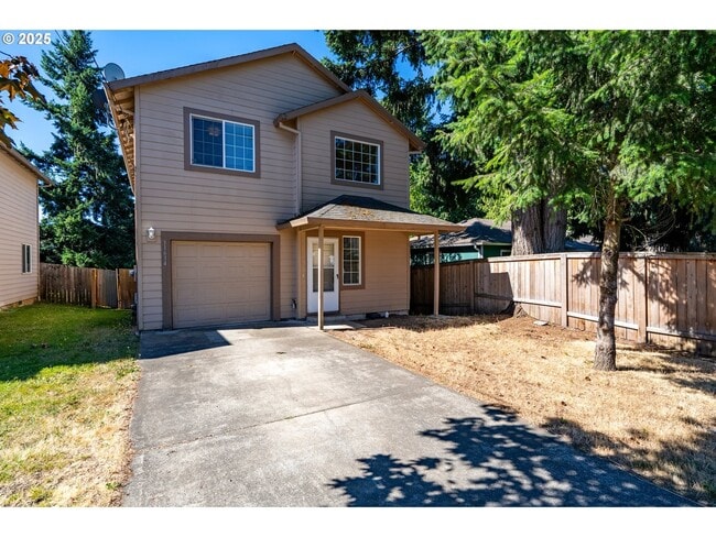 Building Photo - 11614 SE Main St Rental
