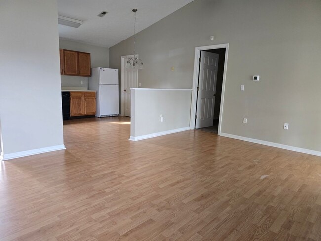 Photo - 3 bed 2 bath