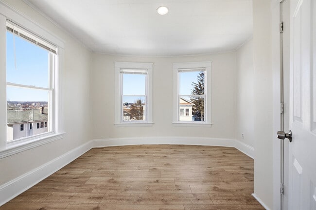 Photo - 12 Hillside St Unit 2