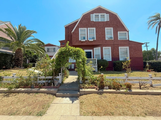 Building Photo - 1st Avenue Unit 2419 1st Ave