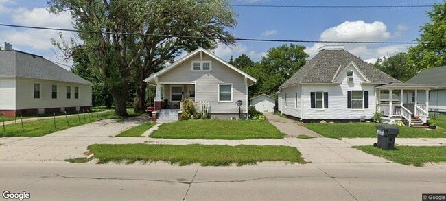 Building Photo - 206 W Pasewalk Ave Rental