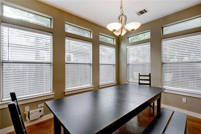 Photo - 4500 Avenue C Unit #B