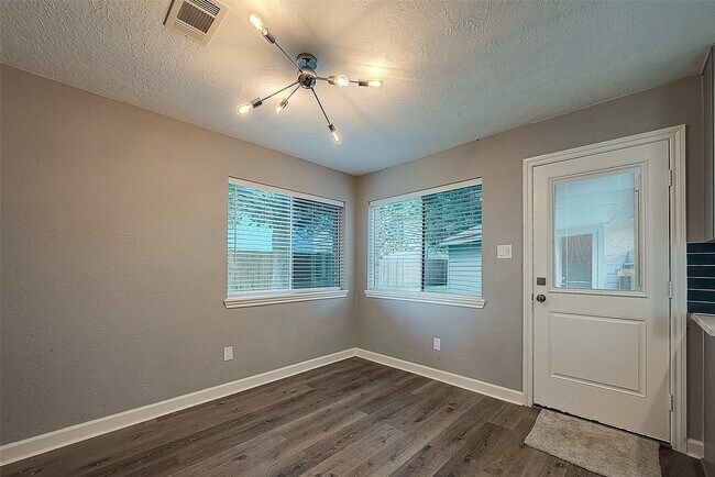 Photo - 1623 Cherry Ridge Dr
