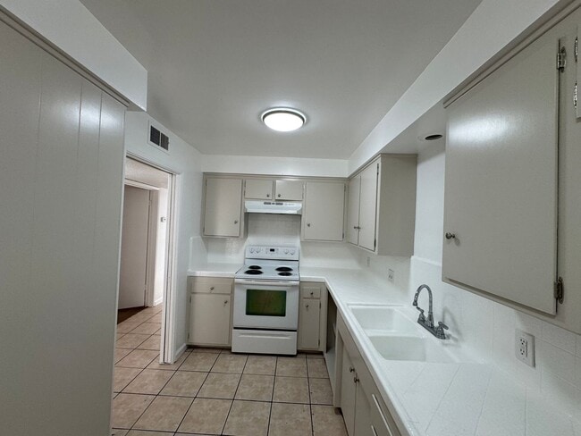 Photo - Panorama Terrace Unit 4604