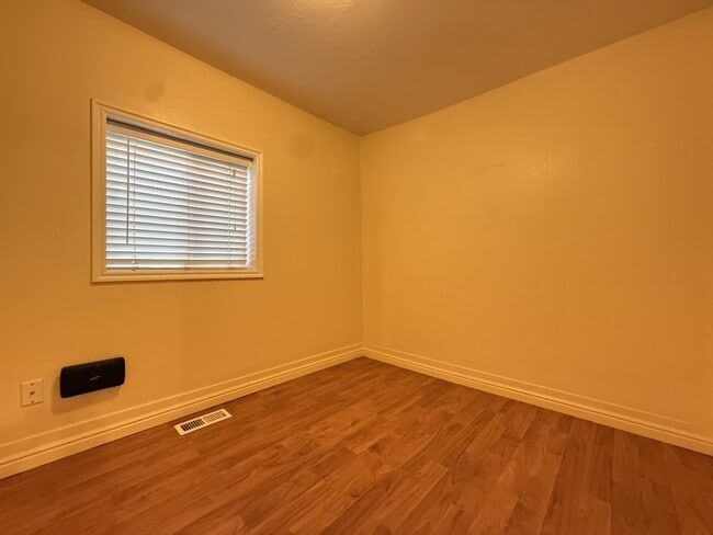 Photo - 4816 W 4100 S