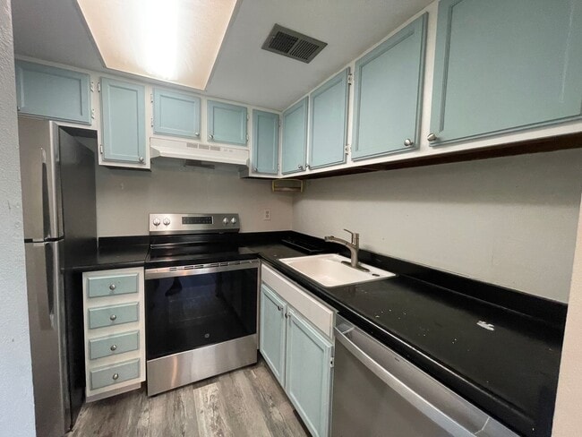 Photo - Charming 2-Bed, 2-Bath Condo in Prime Location Near Cherry Creek Unit 226