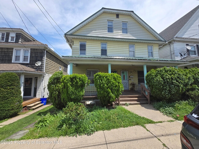 Photo - 1112 W Elm St Apartamento