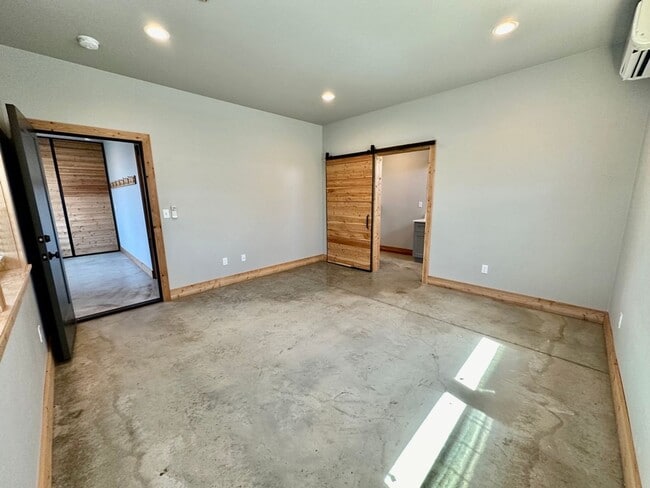 Photo - 121 E 26th Ave Unit 1