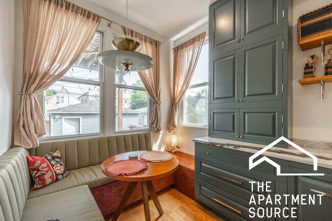 Photo - 2833 N Spaulding Ave Unit 1F