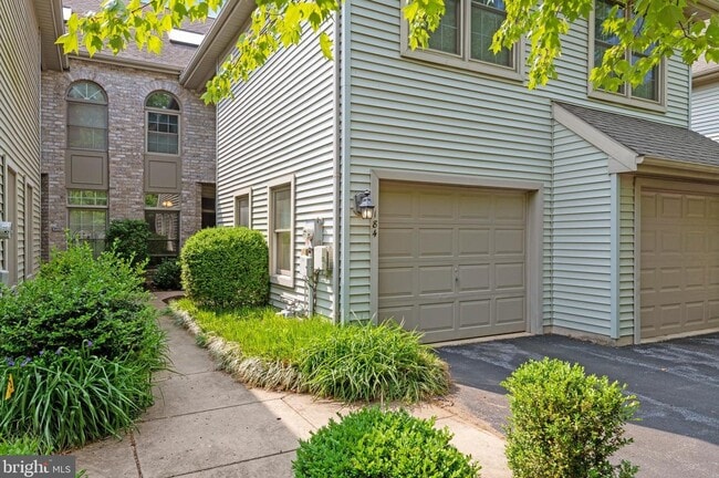 Photo - 184 Crescent Dr Unit 184