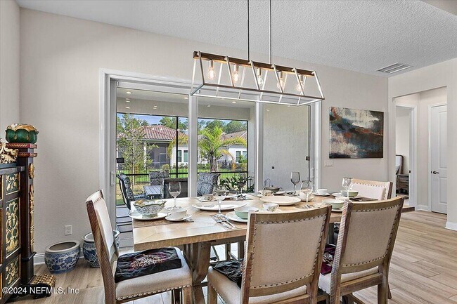 Photo - 12703 Costas Wy