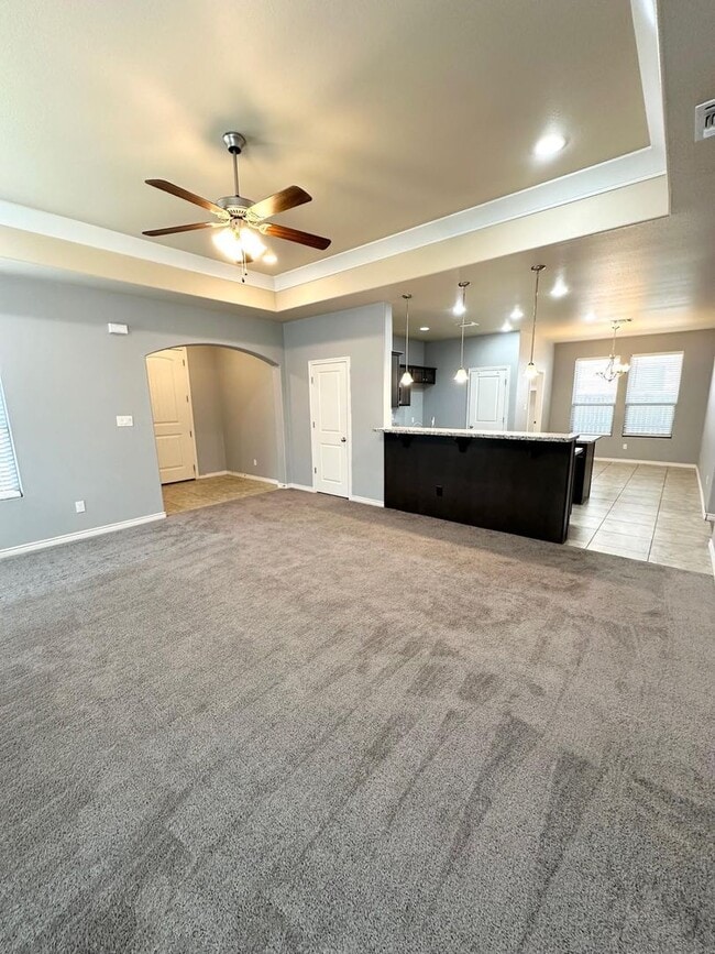 Photo - 3 Bed 2 Bath Ready to Rent ASAP! Granite/ Large Master Bedroom!