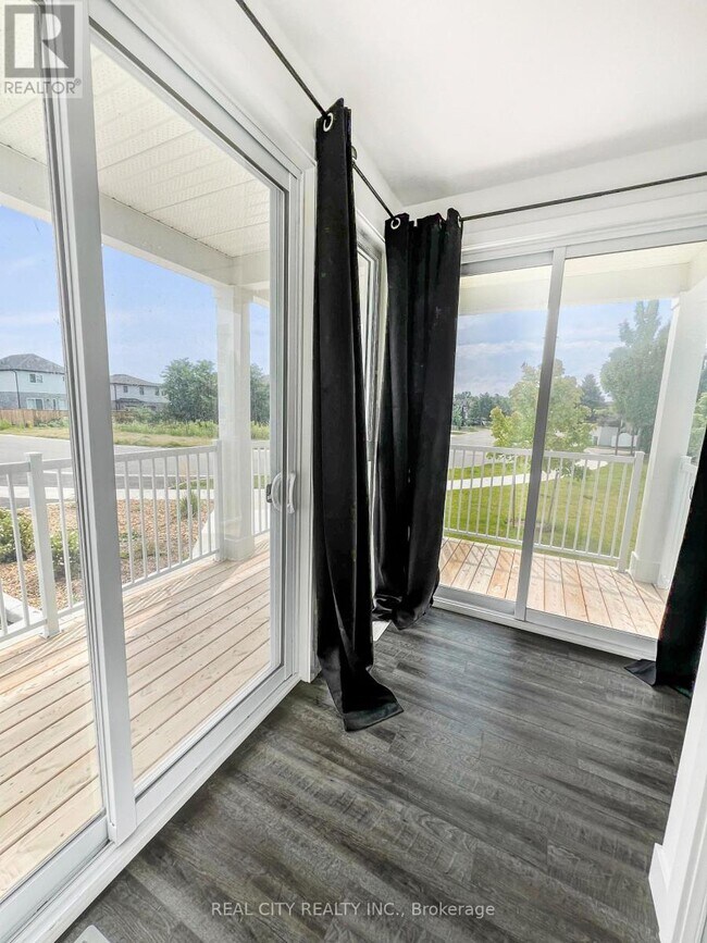 Photo - 234 Edgevalley Rd