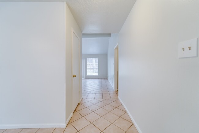 Photo - 15114 Forest Lodge Dr