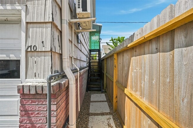 Photo - 1107 Fugate St
