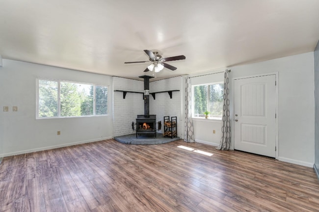 Building Photo - 6273 Dolly Varden Ln