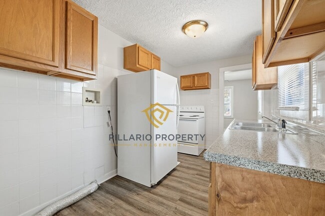 Photo - Updated 3 Bedroom Near Forest Manor, Available NOW!