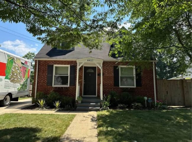 Building Photo - 4411 39th St Rental
