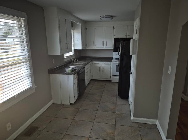 Photo - 4108 Edwards Rd